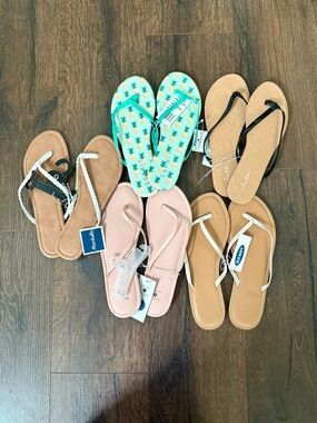 Five pairs of flip flops-NWT
